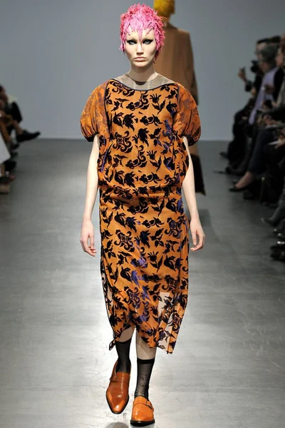 Look 42